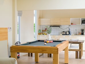 Beach Front Pool Villa | Ruang tamu