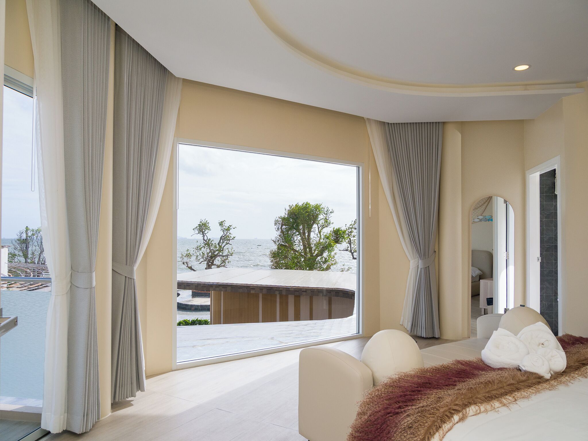 Deluxe Pool Villa | Escritorio, camas extra, wifi gratis y ropa de cama 