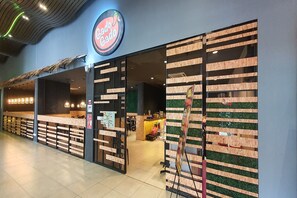 Lobby - 90309 Kozi Square (Kuching)
