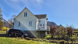 Exterior - Awesome home in Rosendal with sauna (Rosendal)
