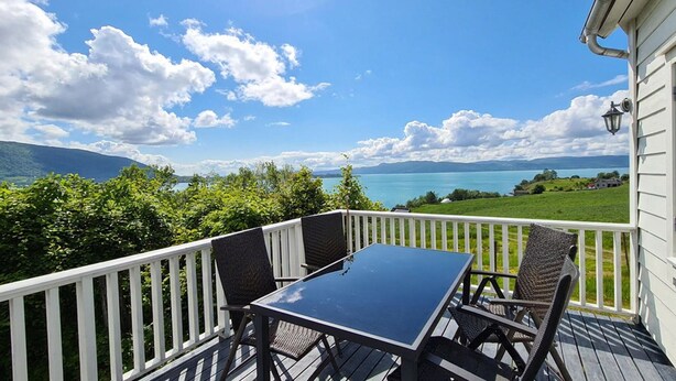 Outdoor dining - Awesome home in Rosendal with sauna (Rosendal)