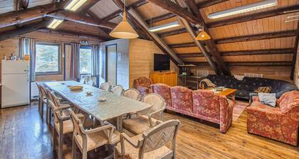 Amazing apartment in Tjørhom with sauna