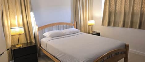 Familienapartment | Verdunkelungsvorhänge, Bügeleisen/Bügelbrett