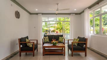Khu sảnh