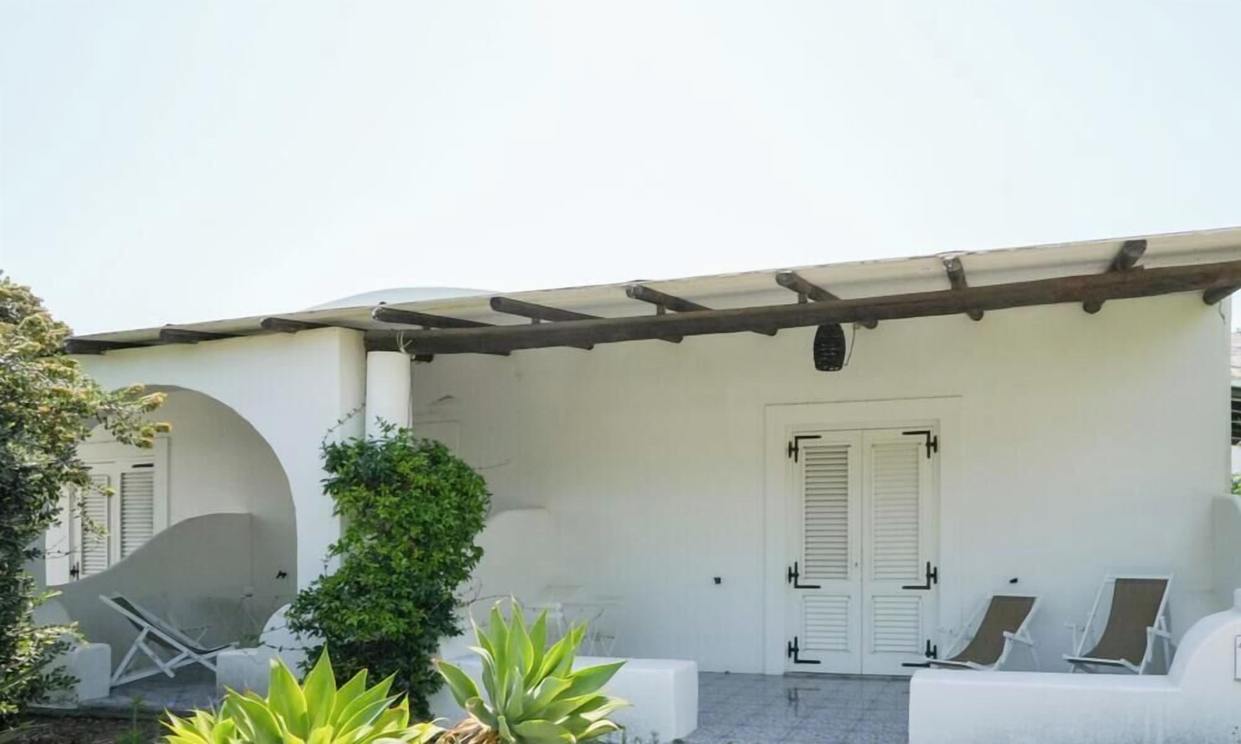 Standard Triple Room | In-room safe, WiFi (free)