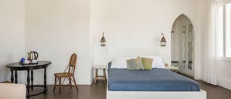 Standard Triple Room | In-room safe, free WiFi