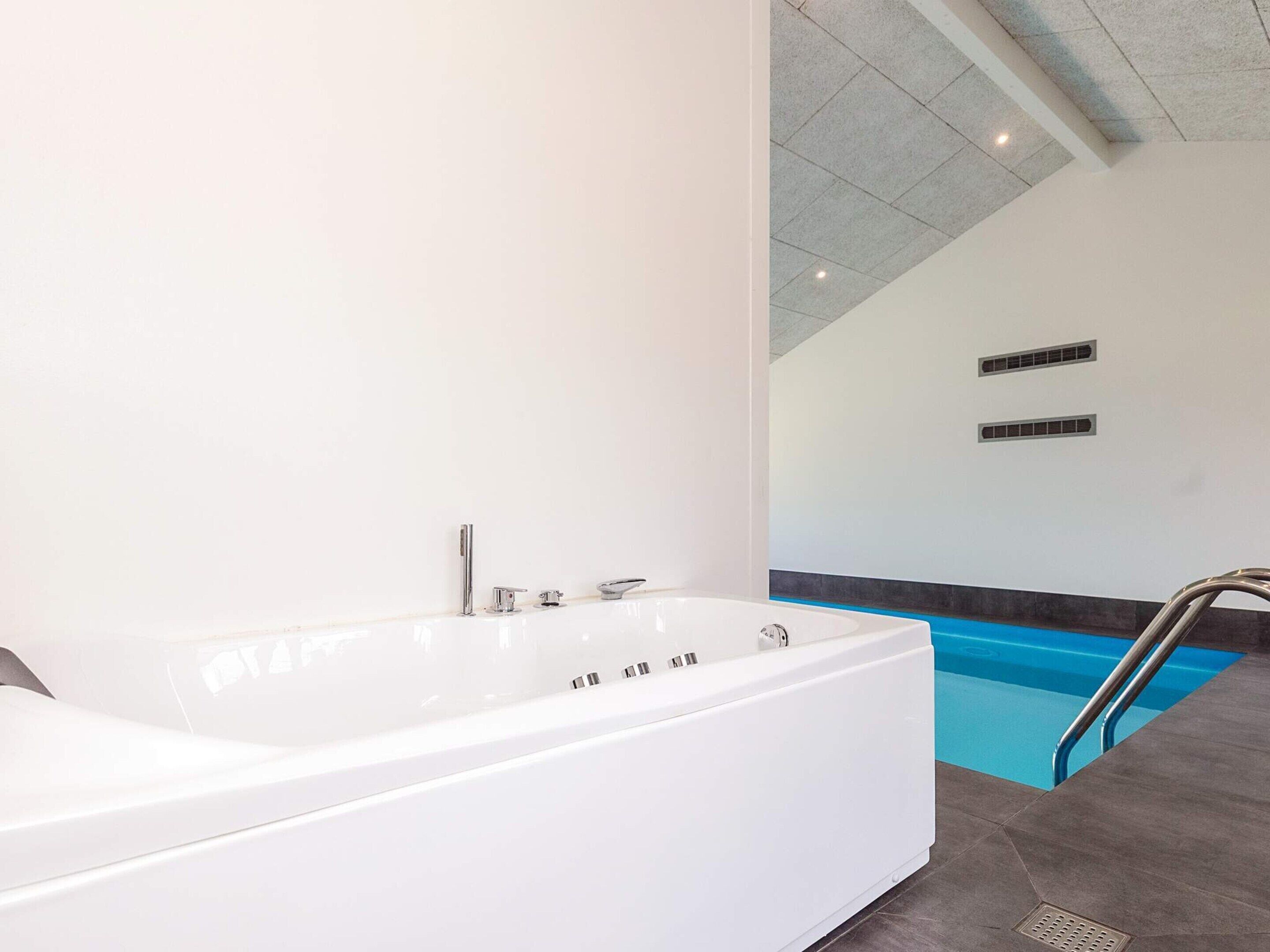 House | Spa treatment