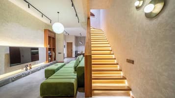 Gallery-Villa, 2 Schlafzimmer, eigener Pool | Innenbereich