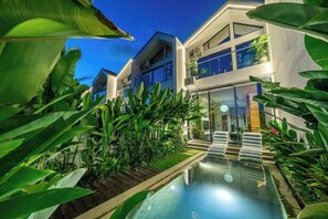 Kolam renang terbuka 