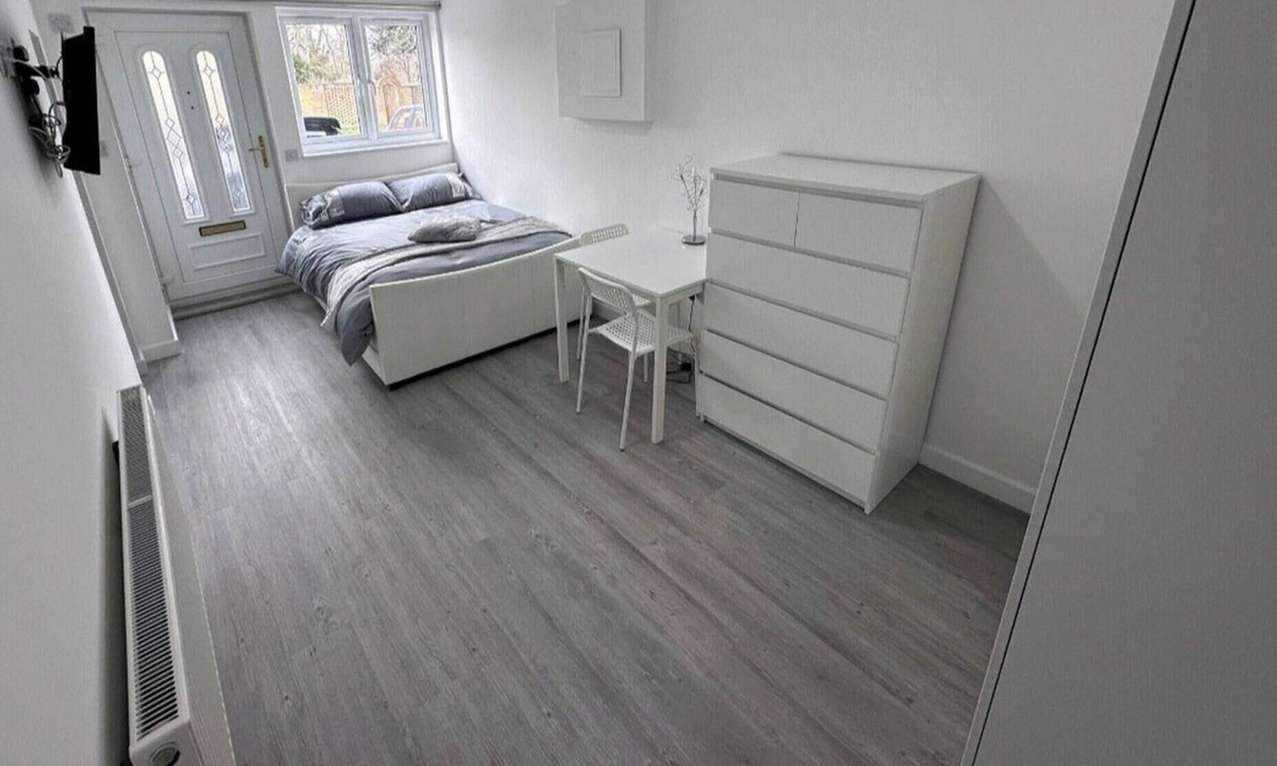 1 bedroom
