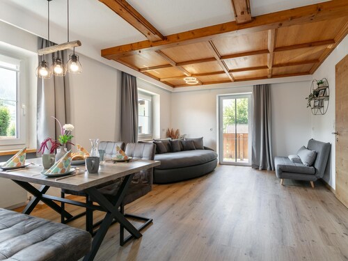 Cozy vacation apartment with balcony
