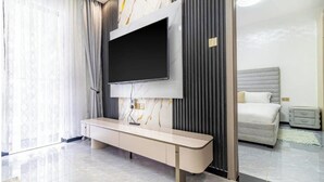 Ảnh chưa phân loại, 3 trong số 30 ảnh, nút