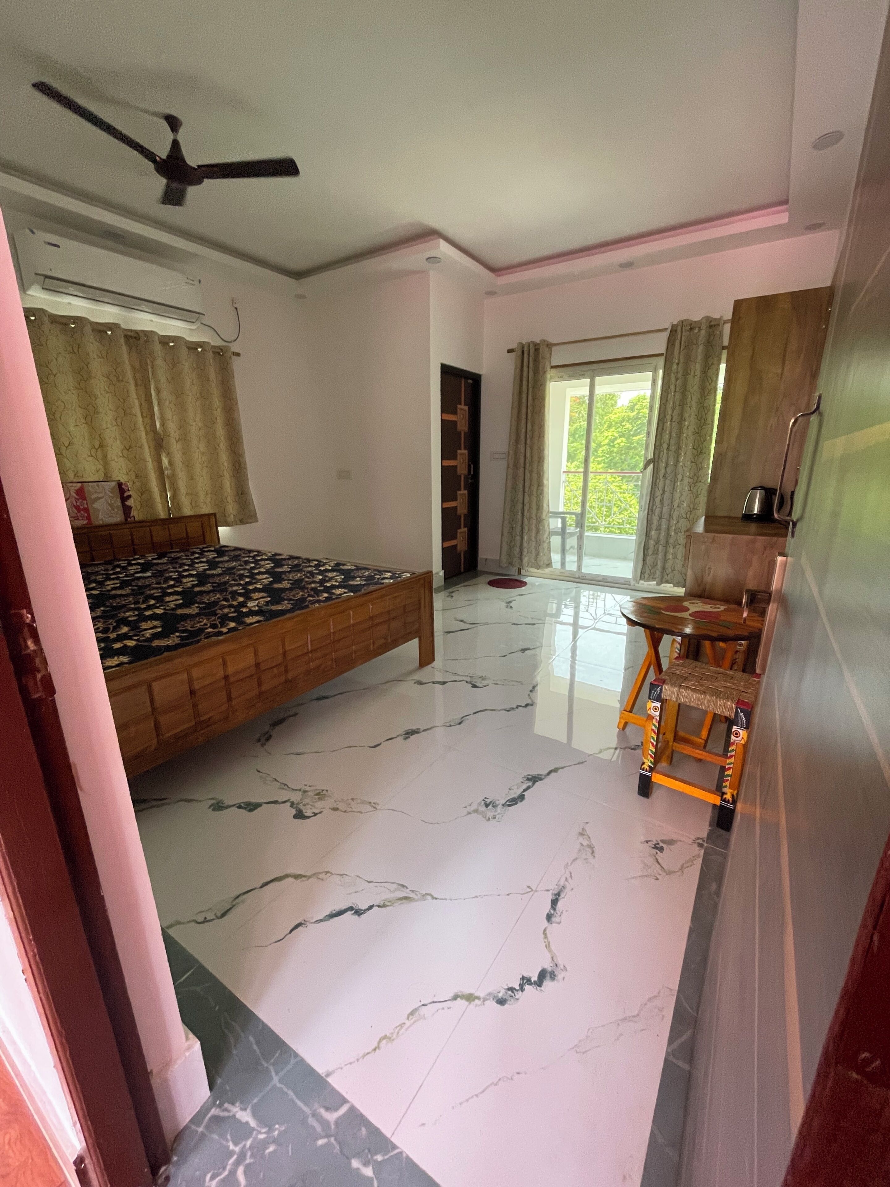 Triple Room, Garden View | Blackout curtains, soundproofing, free WiFi