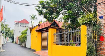 Ninh Binh Riverside Retreat 6-10 Guests near Station, Tam Coc, Hang Mua & center