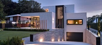 Exclusive family villa with pool, jacuzzi and 3 luxury suites in Brabant