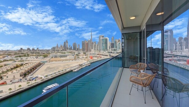 Property grounds - Mesmerizing 2 Bed l Canal and Burj Views (Al Wasl)
