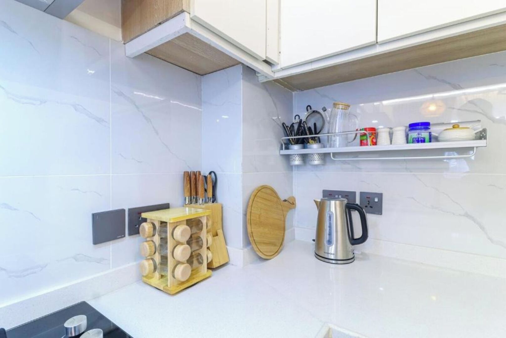 Deluxe Apartment | Private kitchen