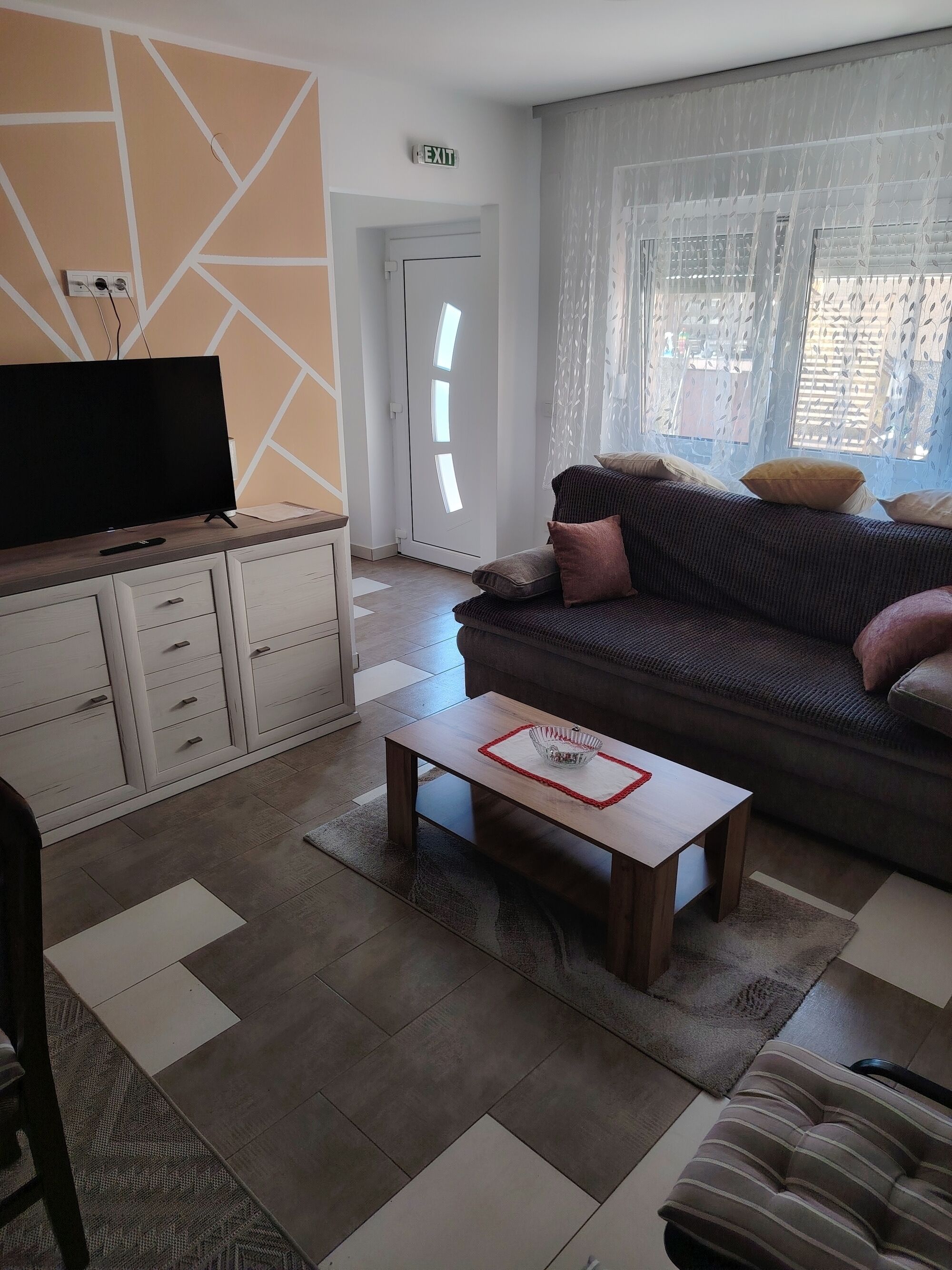 Two Bedroom Apartment With Terrace Varaždin, Zagorje (A-27169-a) - Varaždin