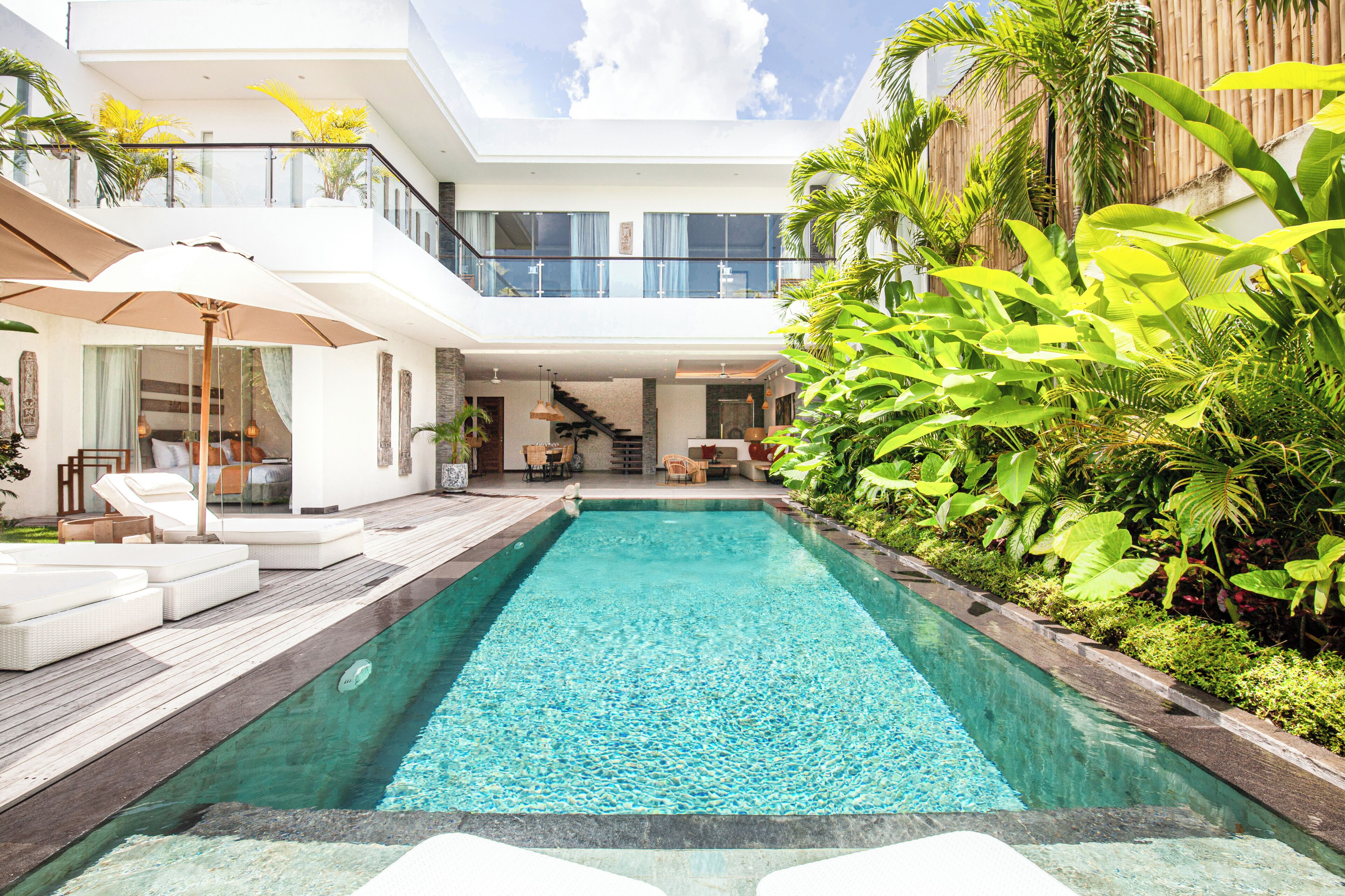 Villa (4 Bedrooms) | Front of property