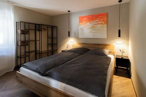 Room - Vrbo Property (Bremm)