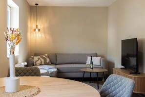 Living area - Vrbo Property (Bremm)