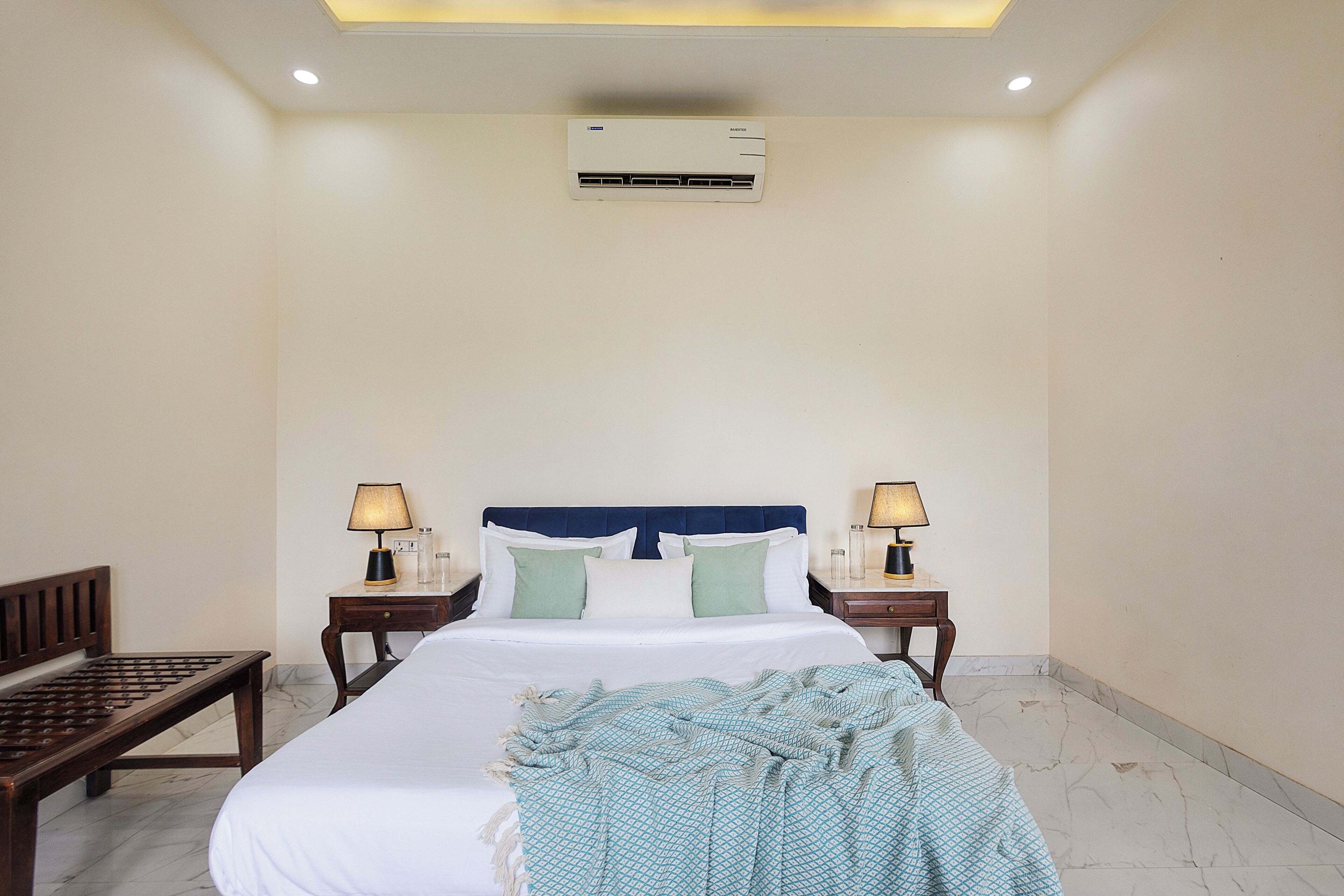 Vila luxo | Cofres nos quartos, ferros/tábuas de passar roupa, Wi-Fi de cortesia