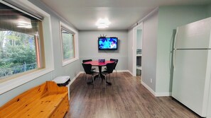 Dining - Modern 1400sqft 2BR Suite - AC (Kenmore)