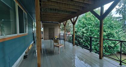 Modern 1400sqft 2BR Suite - AC