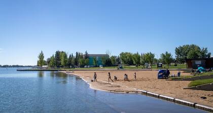 Cozy & Modern Basement Suite-Minutes away from Chestermere Lake!!