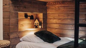 Exclusive Cabin, Mountain View | Individually decorated, individually furnished, laptop workspace