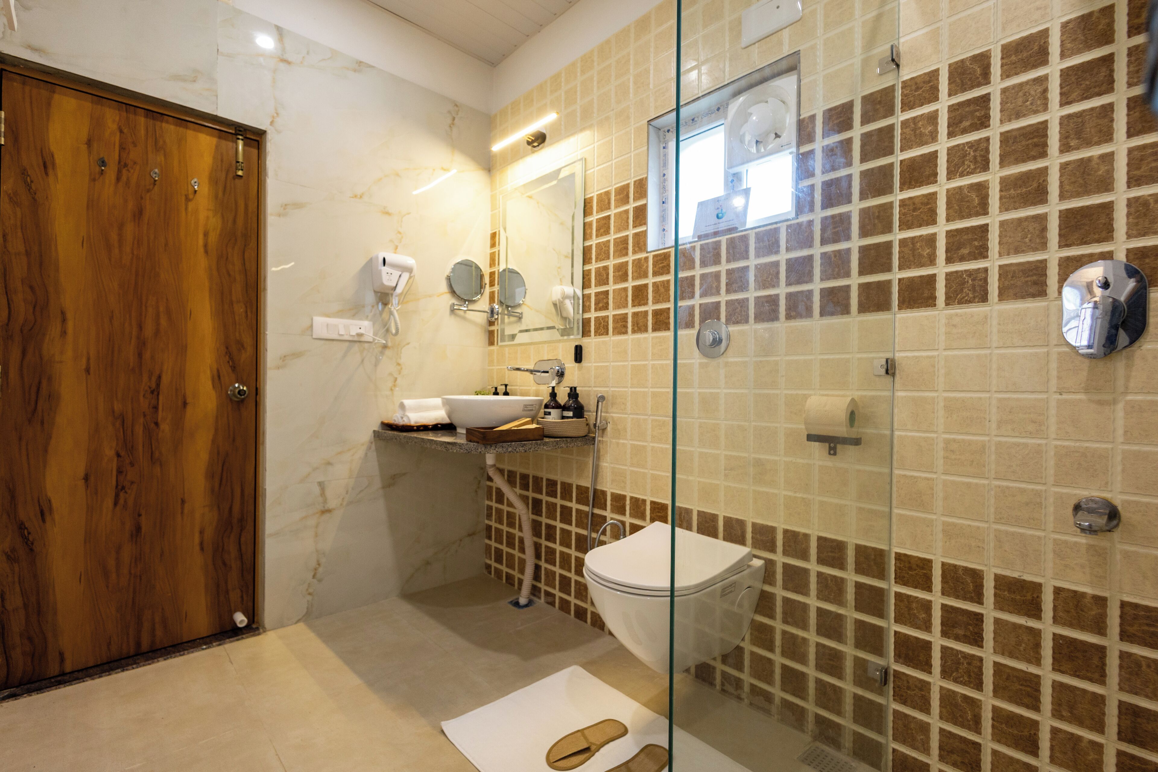 Deluxe Suite | Bathroom