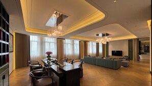 Phòng Suite Executive, 1 giường cỡ king, không hút thuốc, dịch vụ dọn phòng | Khu sảnh