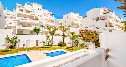 Vr1b - Golfside Escape Near Estepona