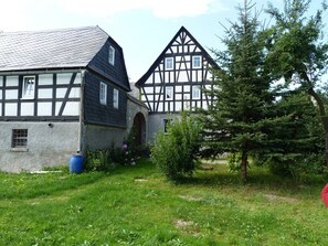 Exterior - Vrbo Property (Hohenleuben)