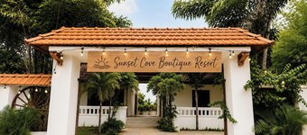 Sunset Cove Boutique Resort