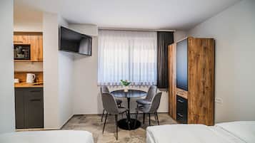 Deluxe Studio, Garden View | Free WiFi