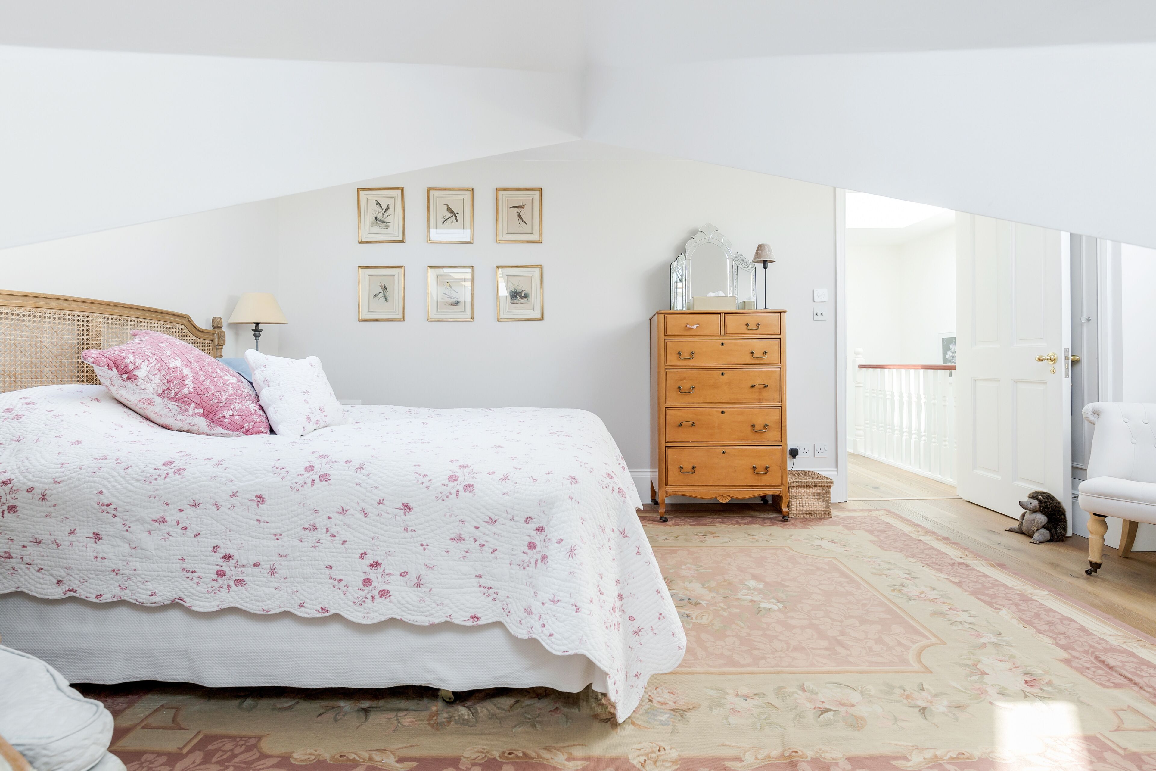 3 chambres, fer et planche à repasser, Wi-Fi, draps fournis