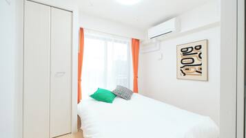 Desk, blackout drapes, WiFi (free)