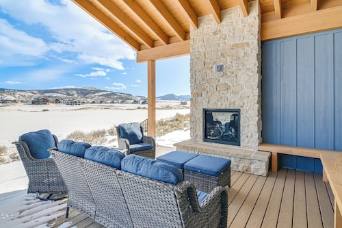 4 Mi to Granby Ranch: Luxe Group Getaway!