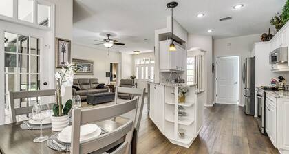 Weeki Wachee Retreat: Heated Pool and Fenced Yard