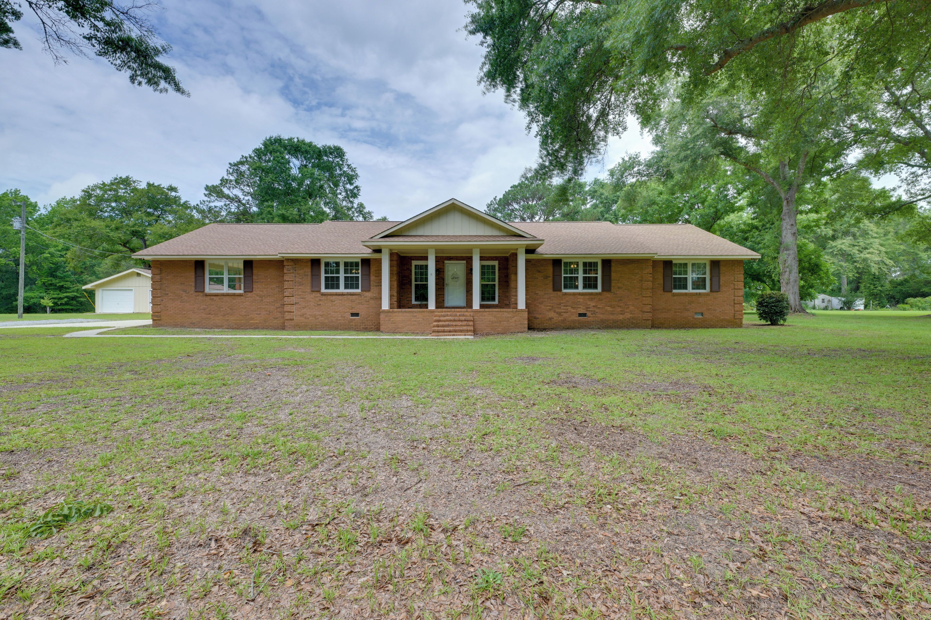 Dublin Vacation Rental | 3BR | 2BA | 2,600 Sq Ft