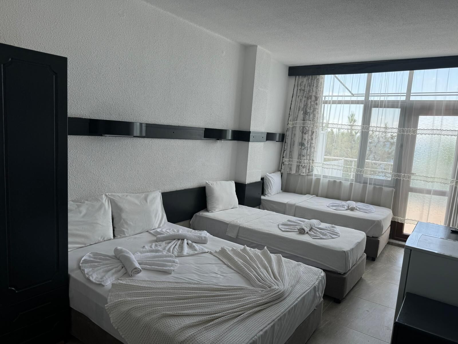 Family Quadruple Room, Balcony, Sea View | Desk, free WiFi