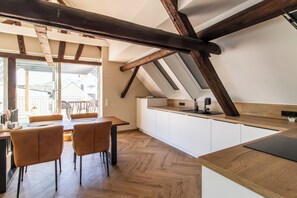 Dining - Vrbo Property (Bremm)