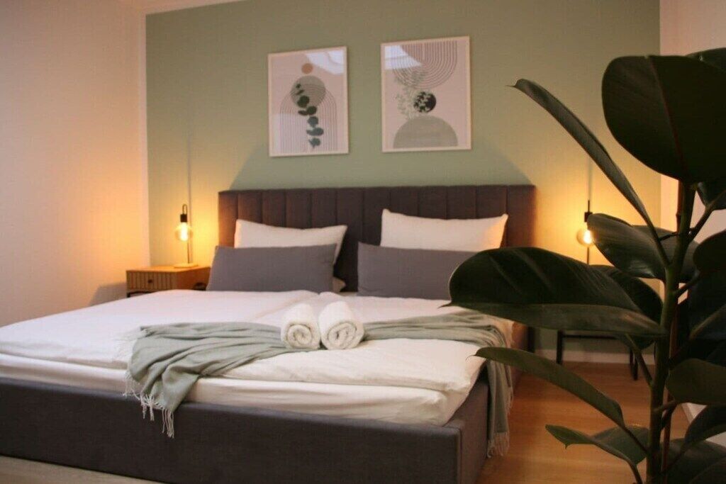 1 bedroom, free WiFi, bed sheets