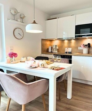 Dining - Holiday home with 1 bedroom (Butjadingen \/ Tossens)