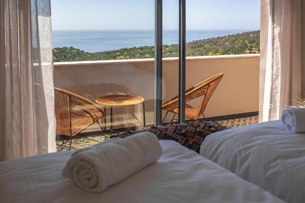 In-room safe, desk, blackout drapes, soundproofing