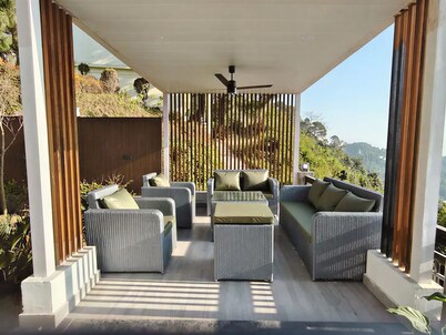 The Fogg Premium Cottages in Jaitag Pipli, Nahan