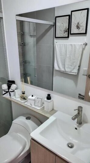 Bathroom - Vrbo Property (medellin)