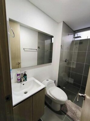 Bathroom - Vrbo Property (medellin)
