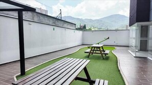 Outdoor dining - Vrbo Property (medellin)